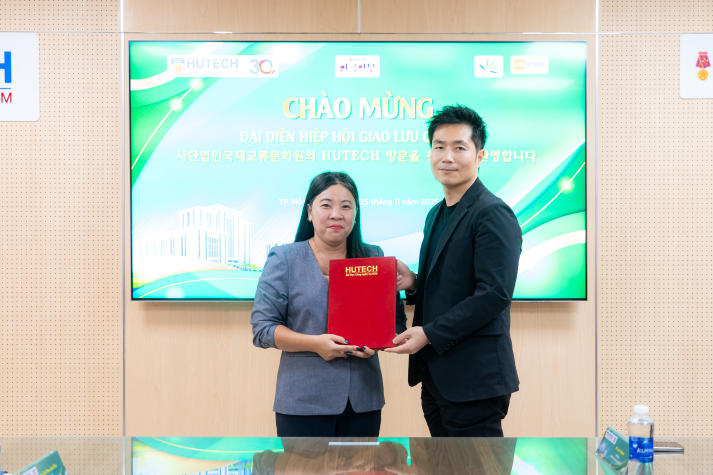 HUTECH signs MoU with Korea International Exchange Association to promote educational and cultural cooperation 52