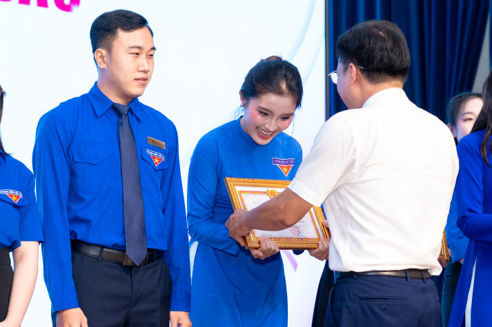 HUTECH vinh danh 269 Thanh niên tiên tiến, lan tỏa tinh thần học tập và làm theo gương Bác năm 2026 28