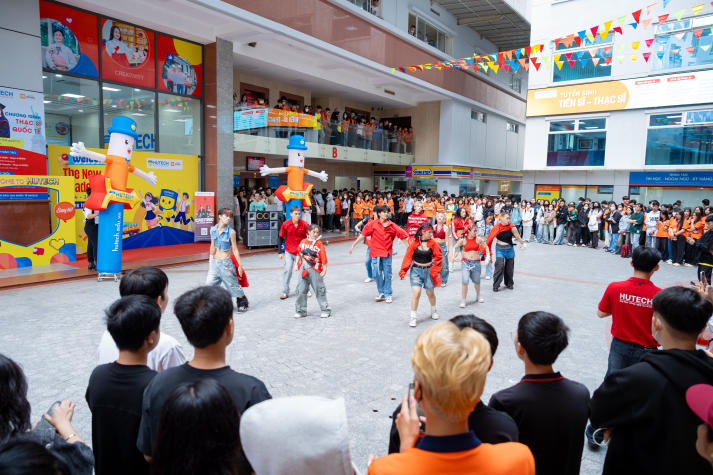 HUTECH-ers bắt đầu năm học mới 2025-2026 vào ngày 03/9 61