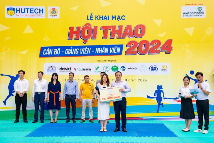 [Video] Sôi sục nhiệt huyết thể thao, tràn đầy tinh thần vui khỏe tại khai mạc Hội thao CB-GV-NV HUTECH năm 2024 103