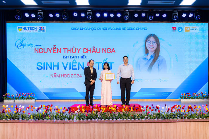 Từ dấu ấn năm học cũ đến khát vọng mới của sinh viên Khoa Khoa học Xã hội và Quan hệ Công chúng 89