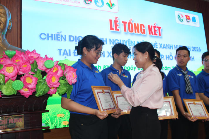 25 ngày Mùa hè xanh HUTECH: Nhiều công trình ở lại, vô vàn giá trị lan tỏa 90