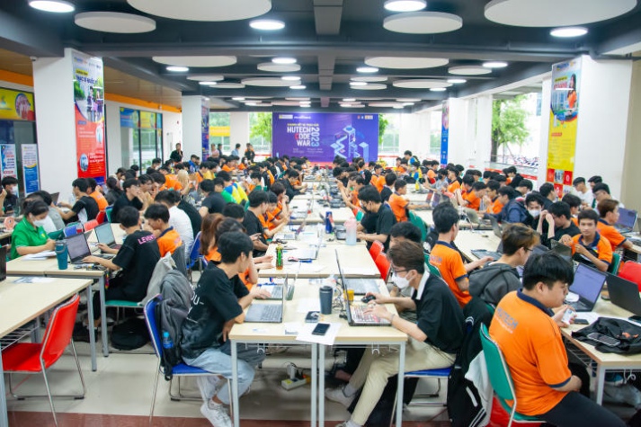 [Video] Trầm trồ trước loạt tips học “10 điểm chất lượng” của Gen Z HUTECH 66