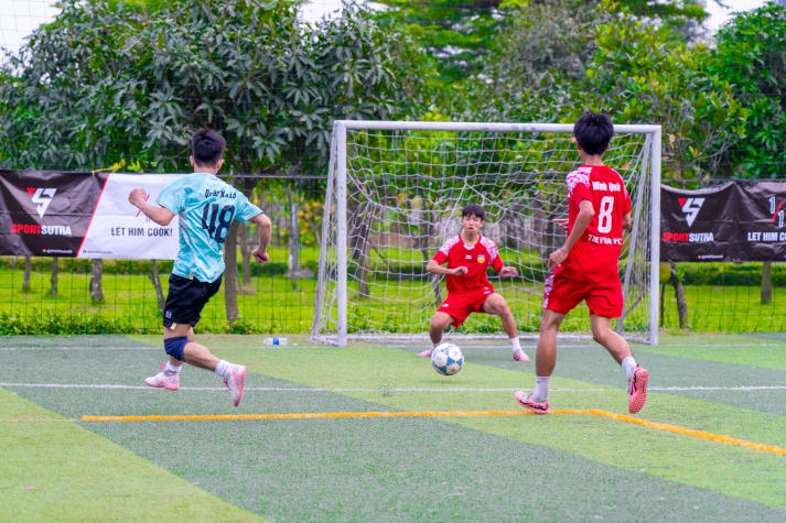 THE FUN FC lên ngôi vô địch Giải Bóng đá Đối kháng UNIVERSITY FOOTBALL TOURNAMENT HUTECH 2024 57