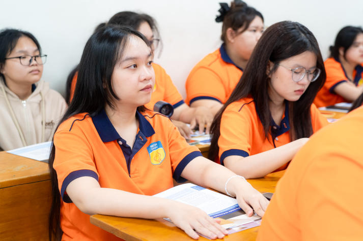 Công nghệ, dinh dưỡng và trải nghiệm: Sinh viên Viện Khoa học Ứng dụng “bóc tách” bí mật bơ sữa Hoa Kỳ 60