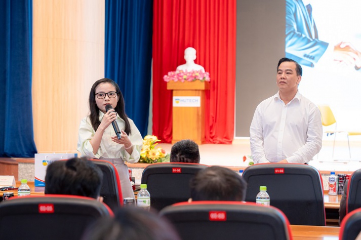 Chuyên gia nhân sự Tập đoàn Coca-Cola hướng dẫn sinh viên HUTECH viết CV và trả lời phỏng vấn “trúng đích” 47