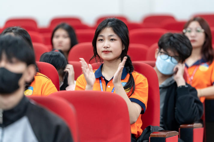 HUTECH sẽ tập huấn Ban cán sự lớp khóa 2025 vào 25-26/9 tới 24