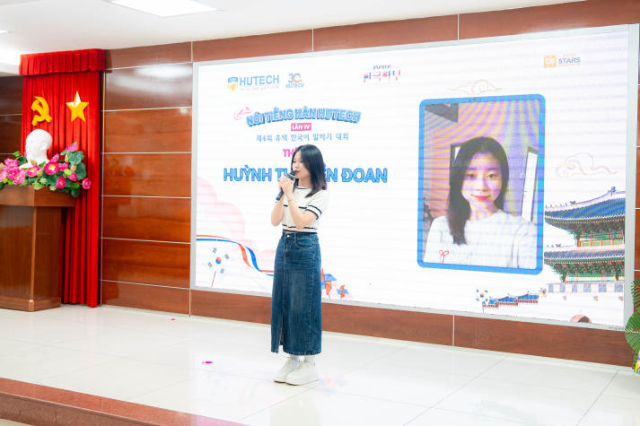 [Video] Tỏa sáng tại Chung kết, sinh viên ngành Đông phương học giành giải Nhất Cuộc thi Nói tiếng Hàn HUTECH 65