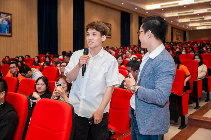 [Video] Cùng chuyên gia “mở khóa” kỹ năng phỏng vấn, sinh viên HUTECH tự tin chinh phục nhà tuyển dụng 36