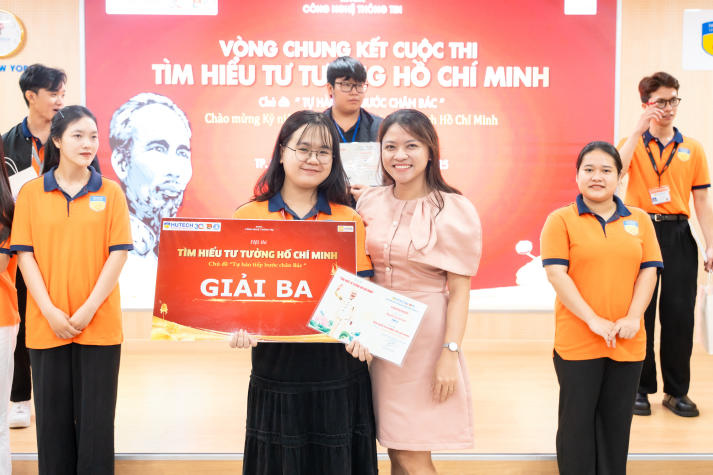 Khám phá Tư tưởng Hồ Chí Minh từ góc nhìn của sinh viên Khoa Công nghệ thông tin 145
