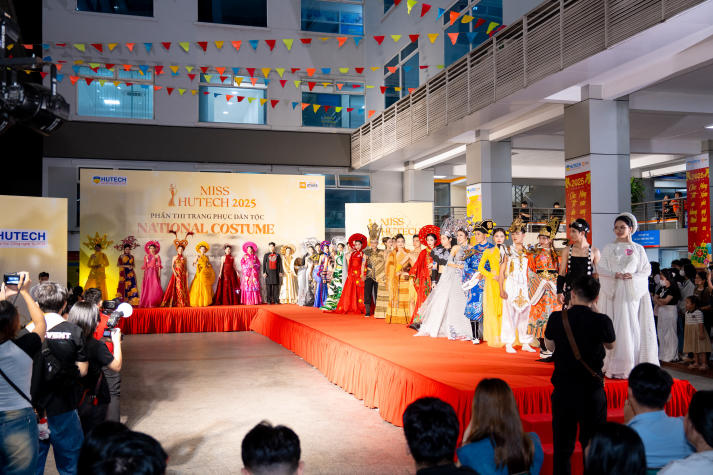 Bản lĩnh làm nền, sáng tạo làm chất - Sinh viên HUTECH nổi bật trên mọi đấu trường tài năng 121