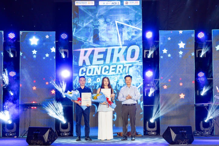 [Video] DJ Wukong khuấy động sân trường HUTECH tại Keiko Concert 71