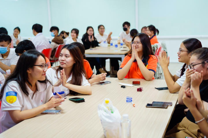 Viện Công nghệ Việt Nhật tổ chức buổi Seminar "Kỹ năng tổng hợp và viết tài liệu nghiên cứu khoa học" 70