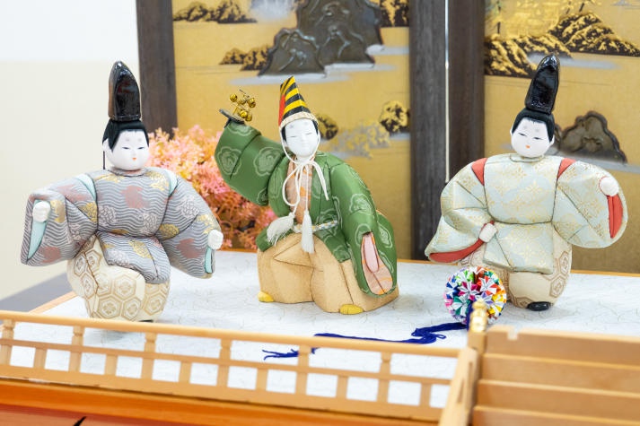 Sinh viên HUTECH thích thú chiêm ngưỡng búp bê Nhật tại Lễ hội VJIT Hina Matsuri 89