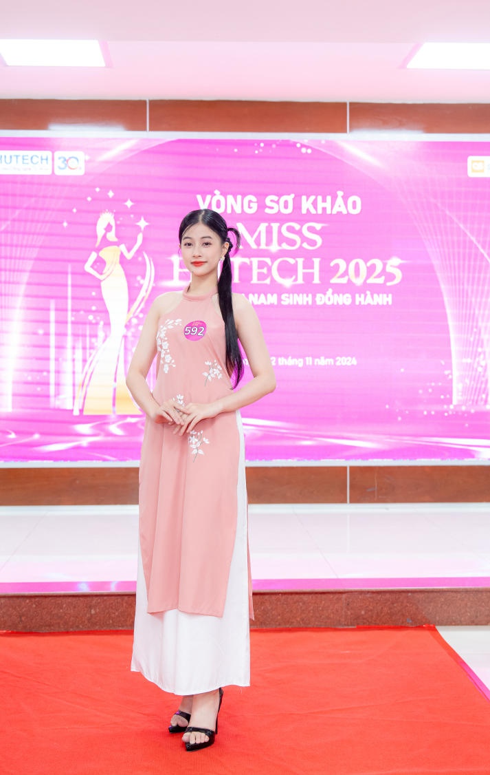 Vòng Sơ khảo Miss HUTECH 2025: Lộ diện nhiều gương mặt nổi bật 91