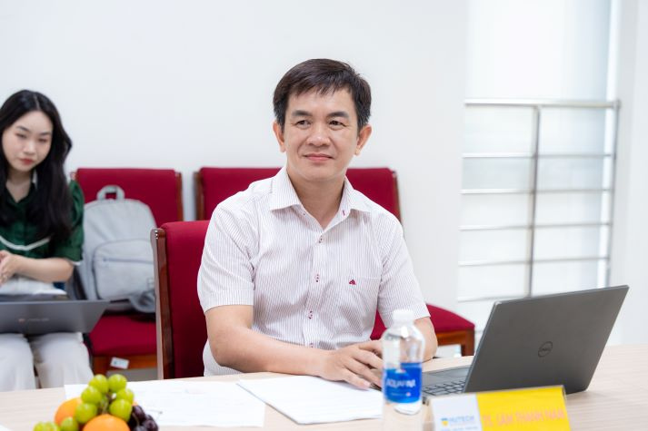 Dấu ấn nghiên cứu giảng dạy tiếng Anh qua buổi bảo vệ luận văn/đề án Thạc sĩ 63