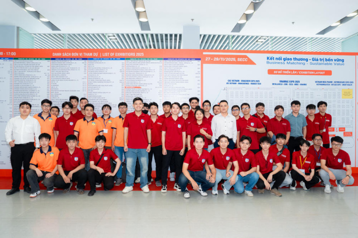 Sinh viên Viện Kỹ thuật tham quan trải nghiệm công nghệ công nghiệp hiện đại tại VINAMAC EXPO 2025 56