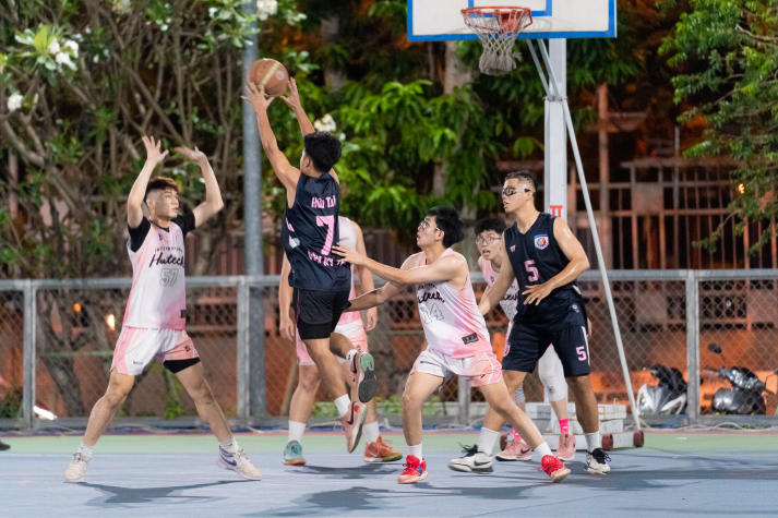 [HUTECH Games 2026] Ngôi vương Bóng rổ nam chính thức lộ diện sau trận Chung kết kịch tính 21