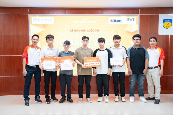 Sinh viên Khoa Công nghệ thông tin “trình làng” nhiều phần mềm có tính ứng dụng cao tại cuộc thi HDBank Hackathon 2023 234