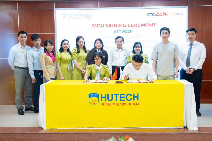 HUTECH signed MOU with CTCVAC Company (Korea) 44