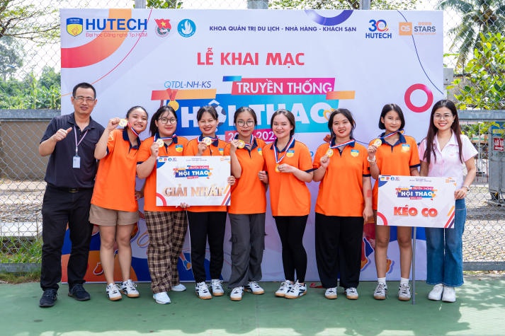 Khoa Quản trị Du lịch - Nhà hàng - Khách sạn khai mạc Hội thao sinh viên năm học 2024-2025 254