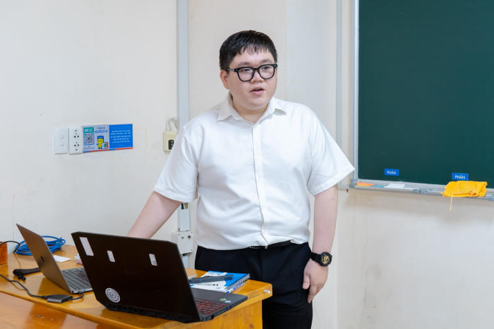 Bắt mạch thị trường số qua các nghiên cứu giàu tính ứng dụng tại buổi bảo vệ luận văn/đề án Thạc sĩ ngành Marketing 31