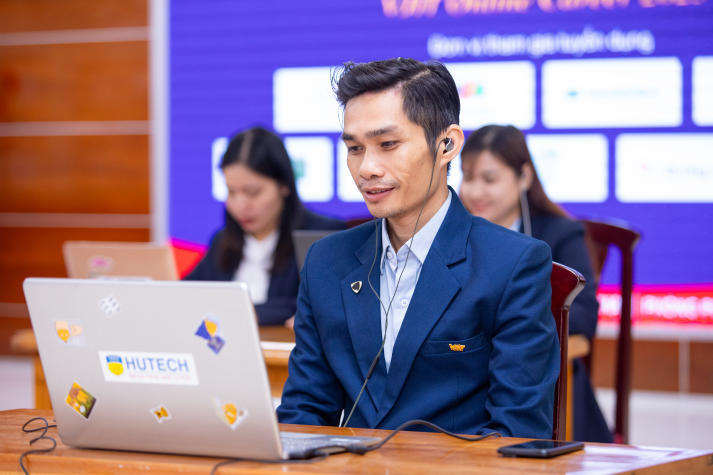 Kết nối nhanh - phỏng vấn thật: VJIT tạo đà cho sinh viên tiếp cận việc làm thực tế 33