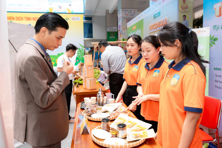 Dự án thật - Trải nghiệm thật: Sinh viên HUTECH trưởng thành qua loạt hoạt động thực chiến 141