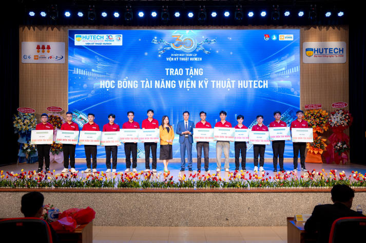 [Video] Trang mới từ dấu mốc 30 năm: Viện Kỹ thuật HUTECH khẳng định vị thế tiên phong trong đào tạo kỹ thuật 118