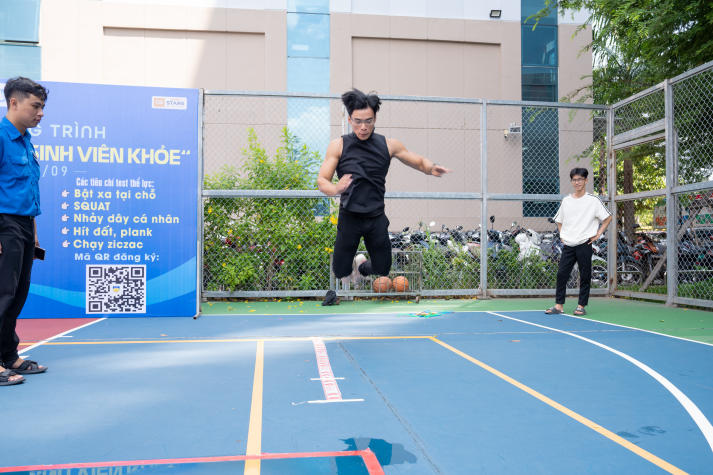 [Video] Hẹn gặp HUTECH-ers tại Ngày hội Truyền thống Sinh viên Thu Duc Campus “NEWBIES SAY HI!” 76