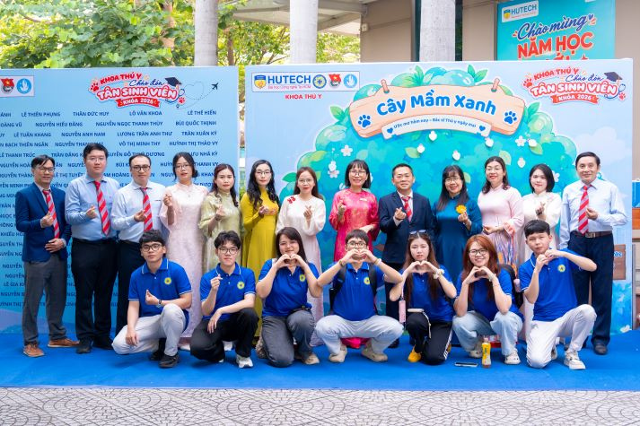 Tân sinh viên Khoa Thú y khởi đầu chặng đường đại học bằng tri thức, công nghệ và lòng trắc ẩn 147