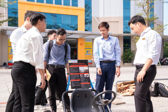 [Video] Loạt đồ án tốt nghiệp “chạm” thực tiễn của sinh viên Ô tô I-HUTECH gây ấn tượng mạnh 86