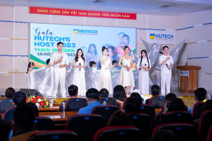 [Video] Ngoại khóa chất - Kỹ năng đỉnh: Gen Z HUTECH tự tin bứt phá 31