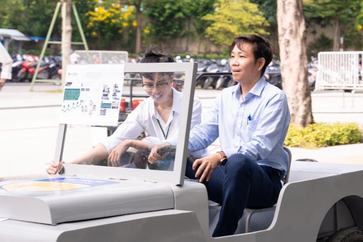 [Video] Loạt đồ án tốt nghiệp “chạm” thực tiễn của sinh viên Ô tô I-HUTECH gây ấn tượng mạnh 109