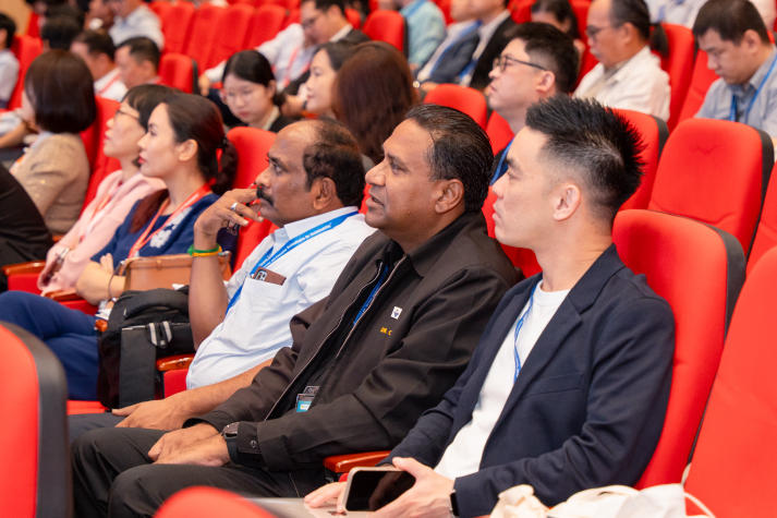 [Video] 10 dấu ấn HUTECH 2025: Khẳng định tầm vóc - Vững bước tương lai 159