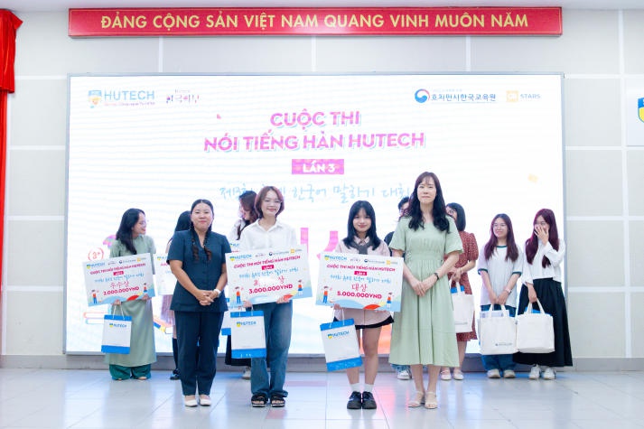 [Video] Students of the Faculty of Korean Studies showcased Korean proficiency at the 3rd "HUTECH Korean Speaking Contest" 196