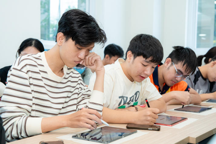 Sinh viên Công nghệ thông tin định hình lộ trình tương lai cùng Duy Luân Dễ Thương 60