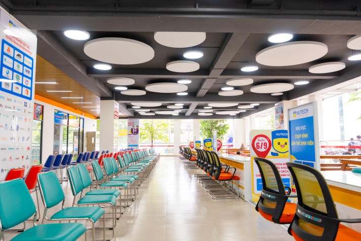 HUTECH sẵn sàng đón thí sinh trúng tuyển đến nhập học 87