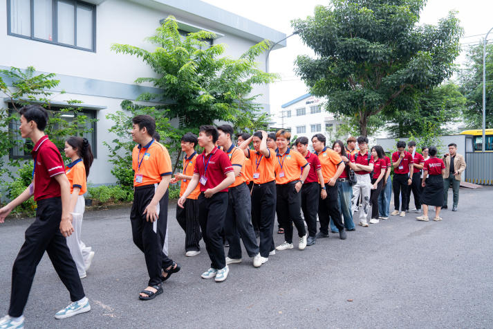 [Video] Trải nghiệm thực tế: Sinh viên Viện Đào tạo quốc tế học Logistics tại Kho Ngoại quan Tân Thuận 41