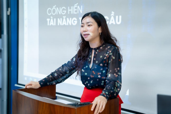 Sinh viên Khoa Tài chính - Thương mại tham quan thực tế tại Ngân hàng Woori Việt Nam 32