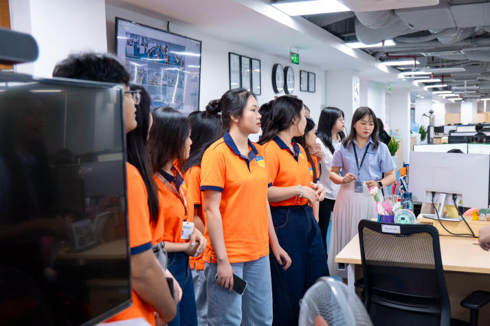 Sinh viên ngành Ngôn ngữ Nhật khám phá nghiệp vụ dự toán tại ACSD 67