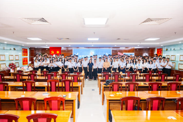 Sôi nổi khí thế tại Đại hội Đại biểu Liên Chi hội Viện Đào tạo Quốc tế lần IV, nhiệm kỳ 2025 - 2028 257