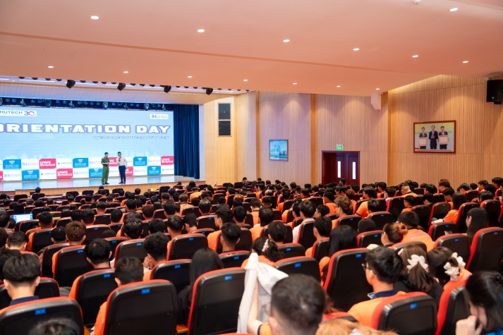 TÂN SINH VIÊN KHÓA 2025 CHÍNH THỨC BƯỚC VÀO HÀNH TRÌNH KHỞI ĐẦU CỦA NHỮNG ƯỚC MƠ 152