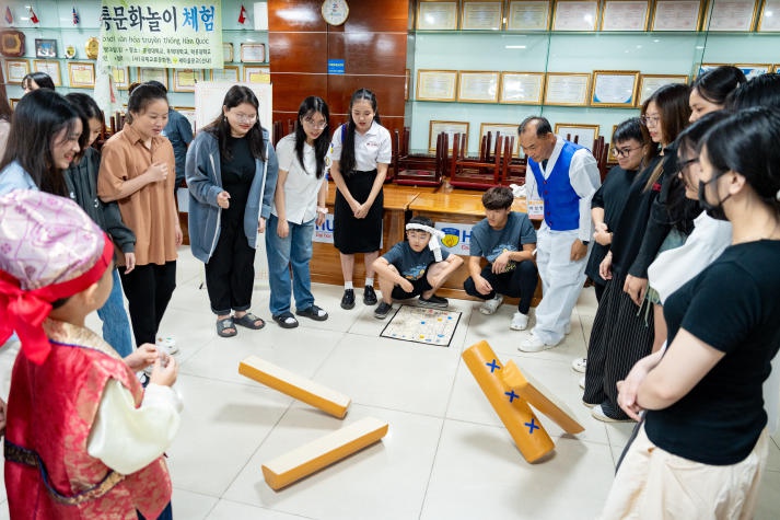 [Video] HUTECH students dive into Korean culture with exciting activities 44