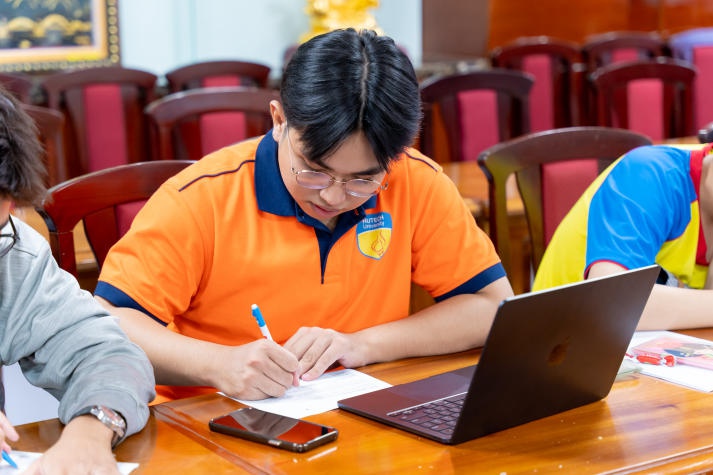 Sinh viên HUTECH tìm hiểu cách xây dựng kịch bản phim truyền hình Hàn Quốc K-Drama 121