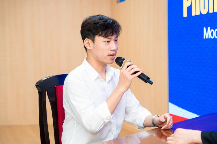 Kỹ năng - tư duy - thương hiệu cá nhân: Hành trang sinh viên Khoa Luật trong thời đại chuyển đổi số 92