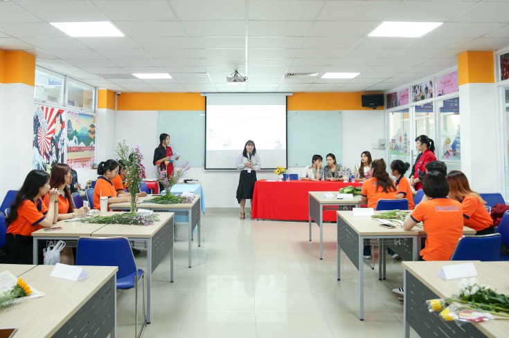 Sinh viên Nhật Bản học HUTECH bày tỏ lòng tri ân thầy cô qua những giỏ hoa nghệ thuật Ikebana 18