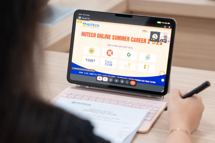 Sinh viên Tài chính - Thương mại mở rộng cơ hội việc làm tại “HUTECH Online Summer Career 2026” 47