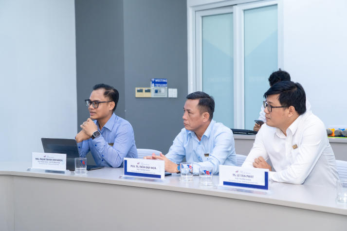 HUTECH và TDTU “bắt sóng” chuyên môn, mở rộng không gian hợp tác thể thao 30