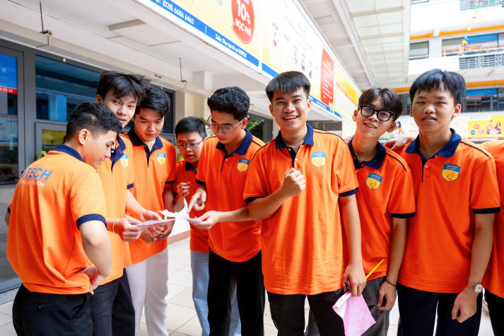 HUTECH Mission 2025: Bước khởi đầu ý nghĩa cho tân sinh viên Khoa Tài chính - Thương mại 59